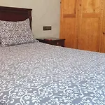 Quiet Wave House