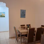 Bel Appartement Baigne De Lumiere