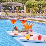 Mabrouk Hotel And Suites- Adult Only