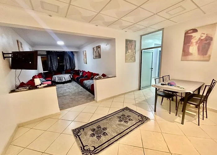 Grand Appartement Pas Loin De La Plage A Founty