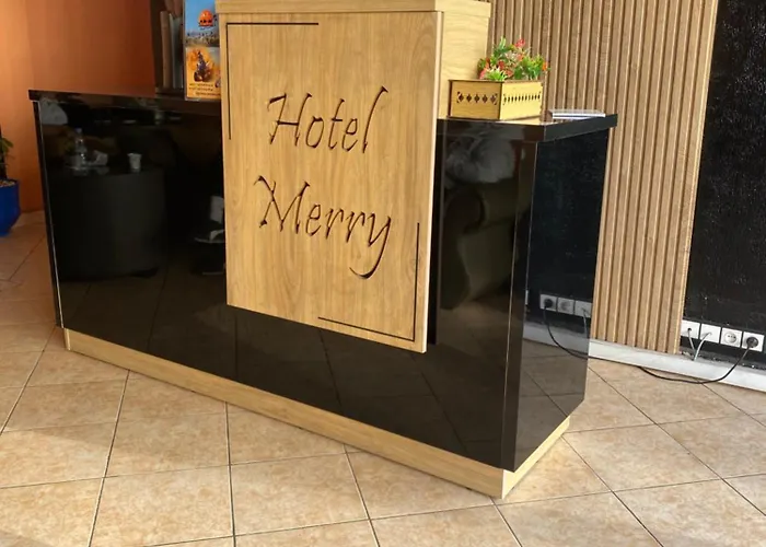 Hotel Merry