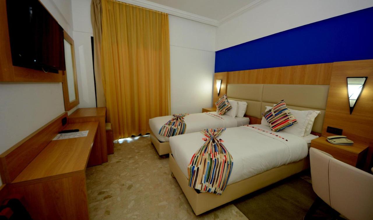 Hotel Oasis & Agadir