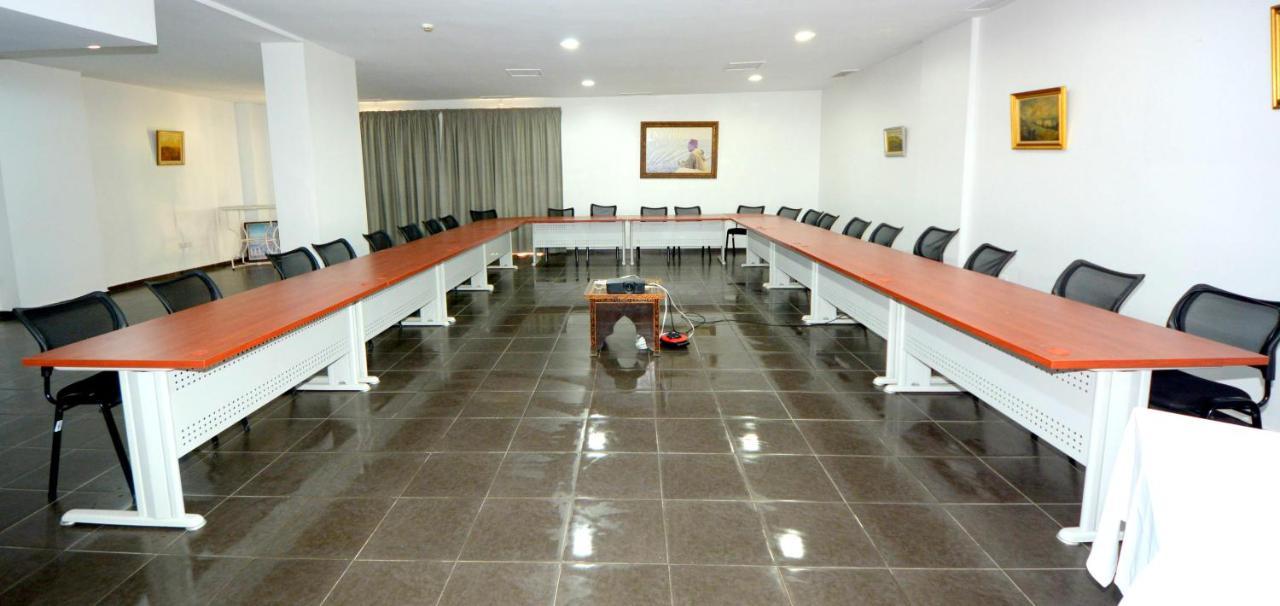 Oasis & Hotel 4*