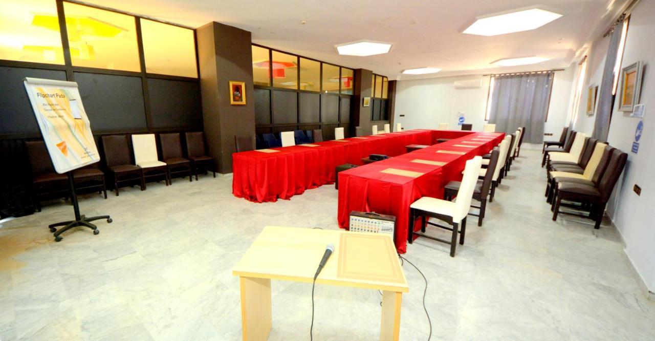Hotel Oasis & Agadir