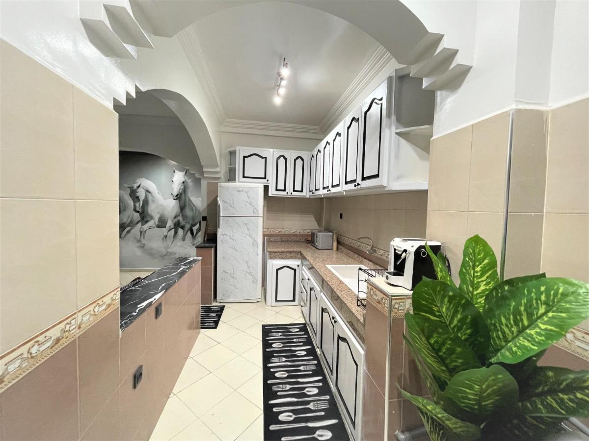 Park Place One Bedroom Apartment *