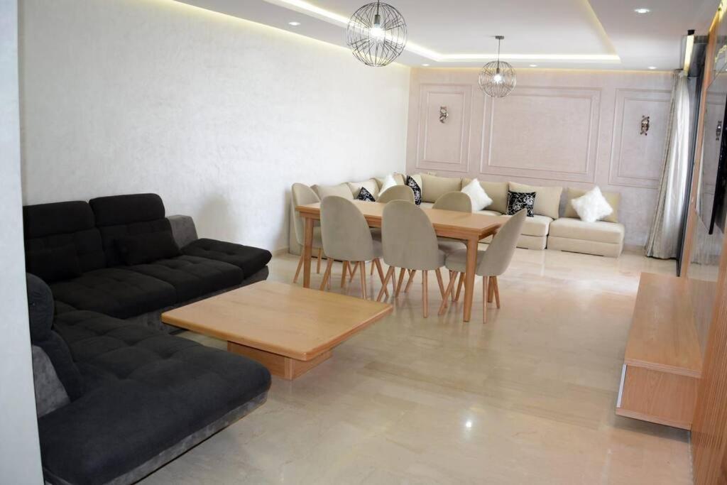 Bay De Standing 140m2 * Agadir