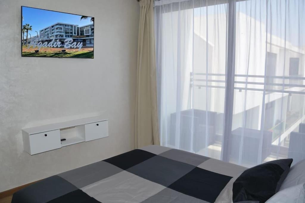 Bay De Standing 140m2 *
