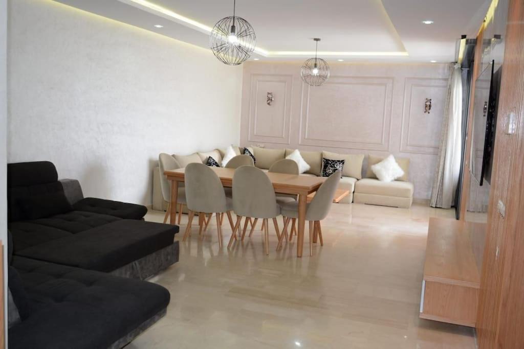 Bay De Standing 140m2 Apartment *