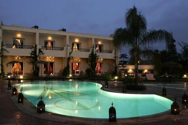 Riadana Riad *