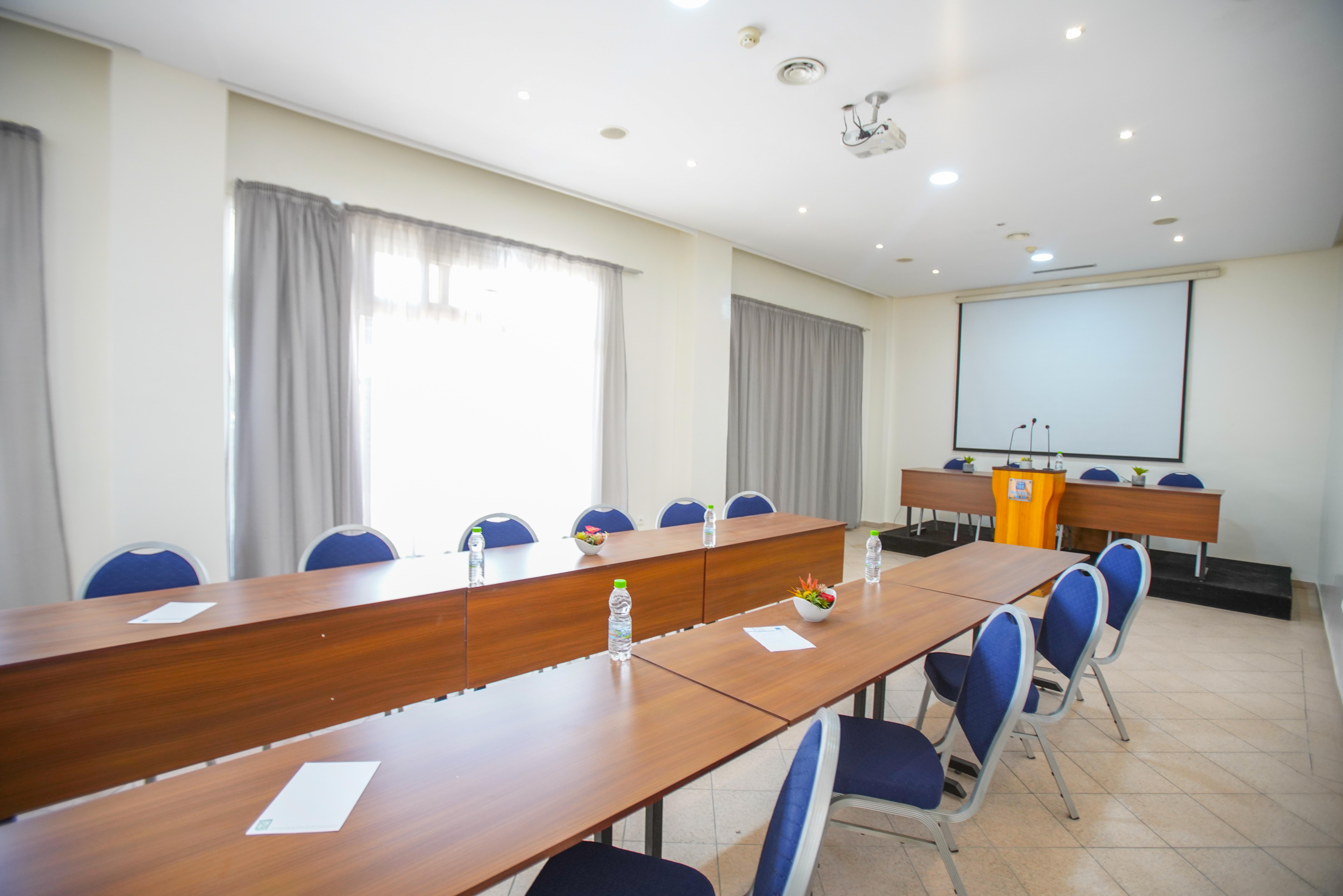 Hotel Tildi & 4*