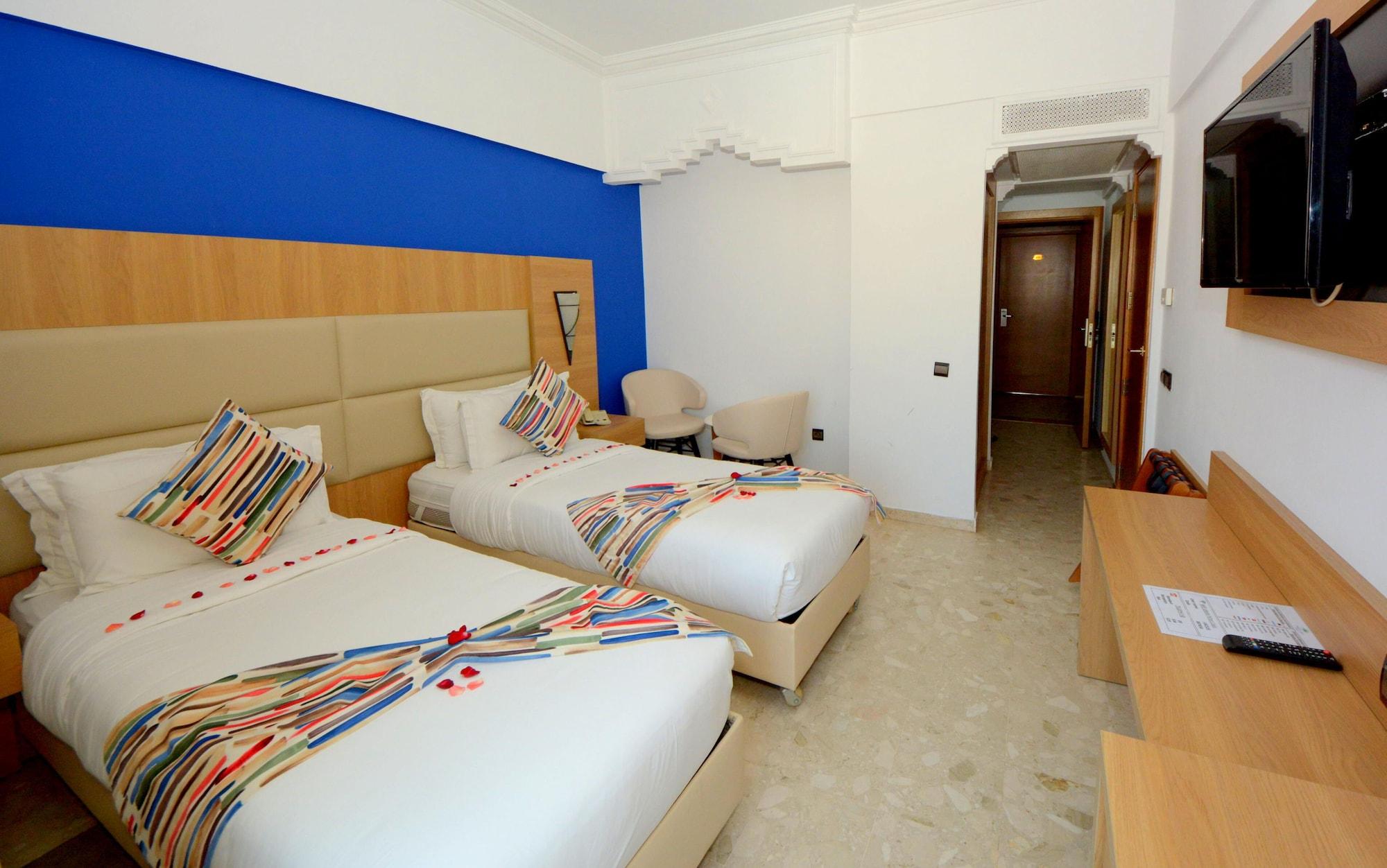 Oasis & Hotel