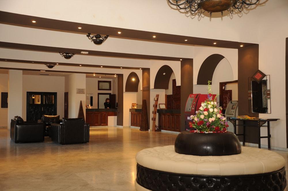 Oasis & 4* Agadir