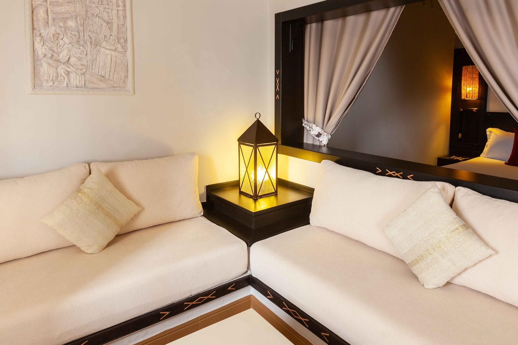 Hotel Borjs Suites&spa