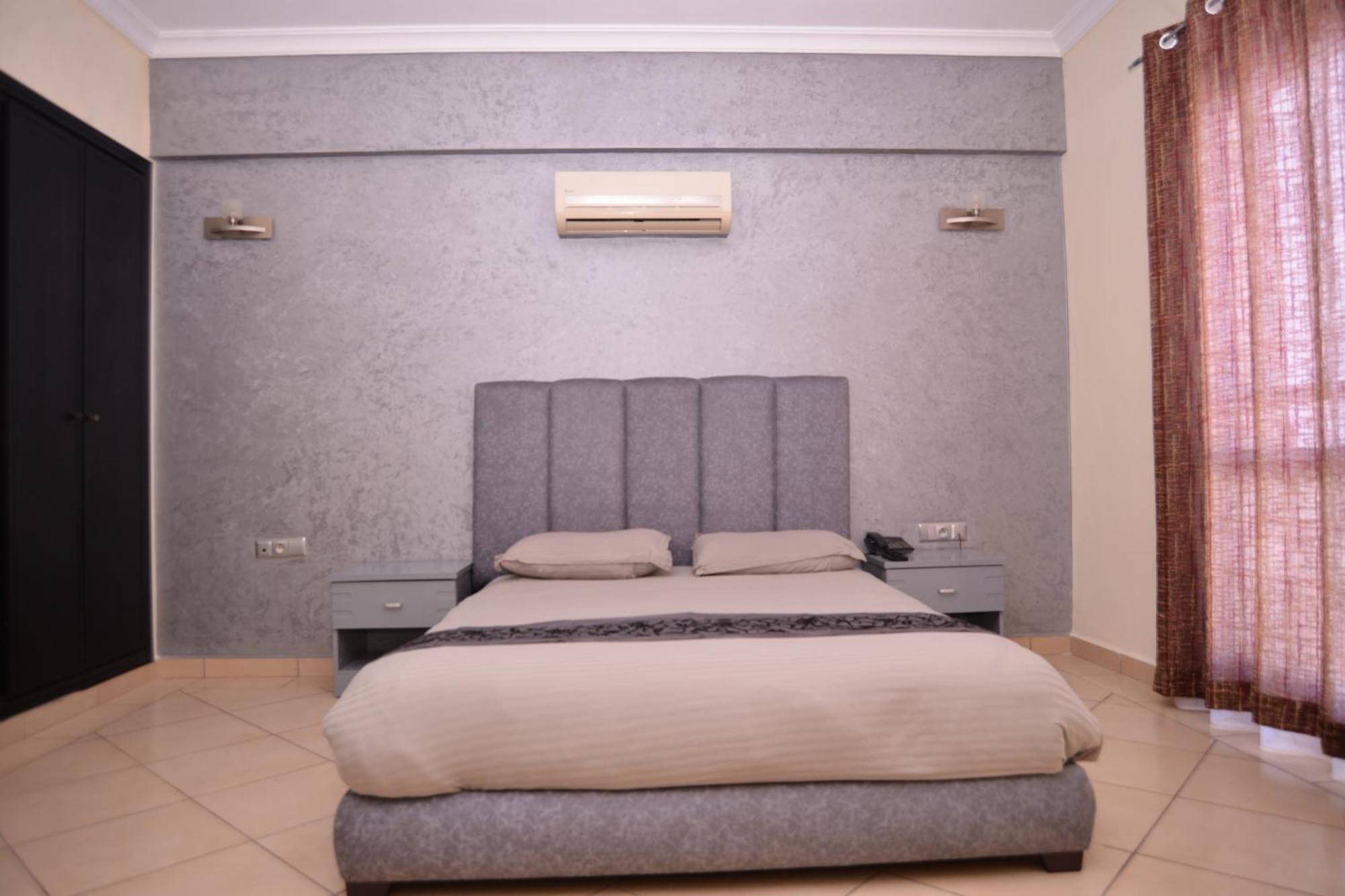 Aparthotel Founty 4*