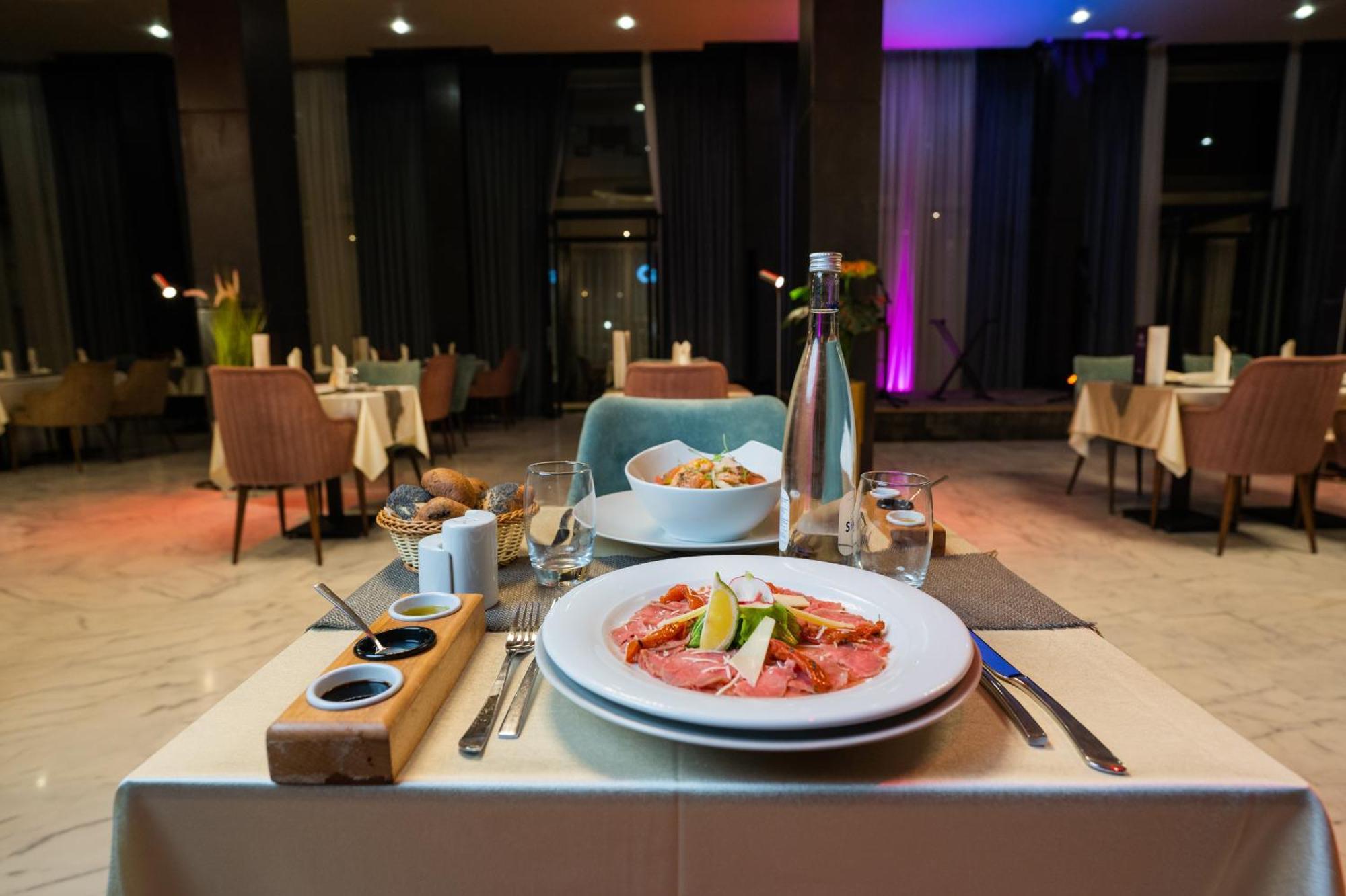 Dominium Hotel