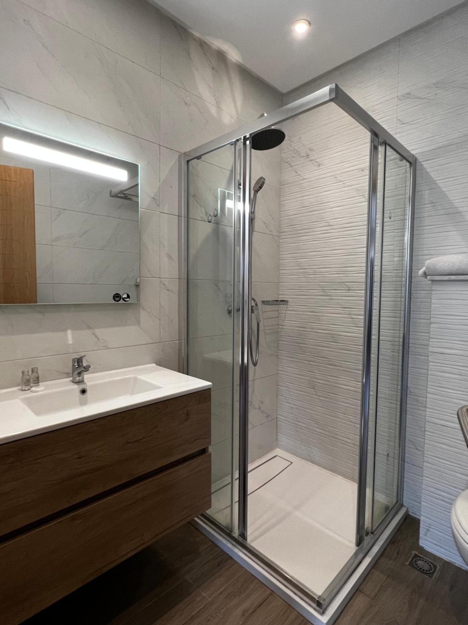 Aparthotel Dominium *
