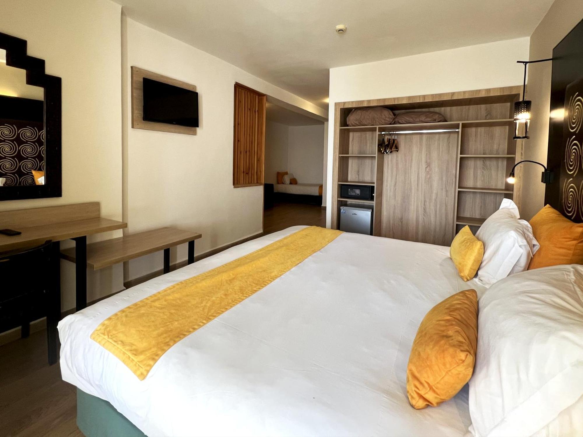 Hamilton 3* Agadir