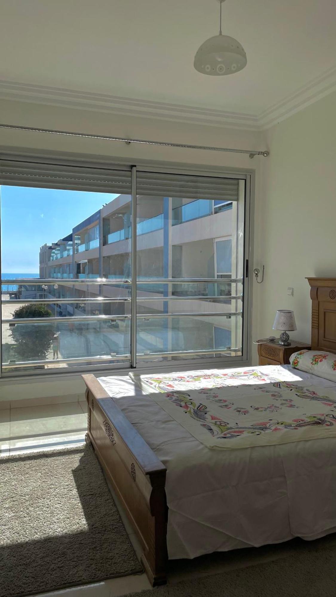 Apparemment Sunset Apartment
