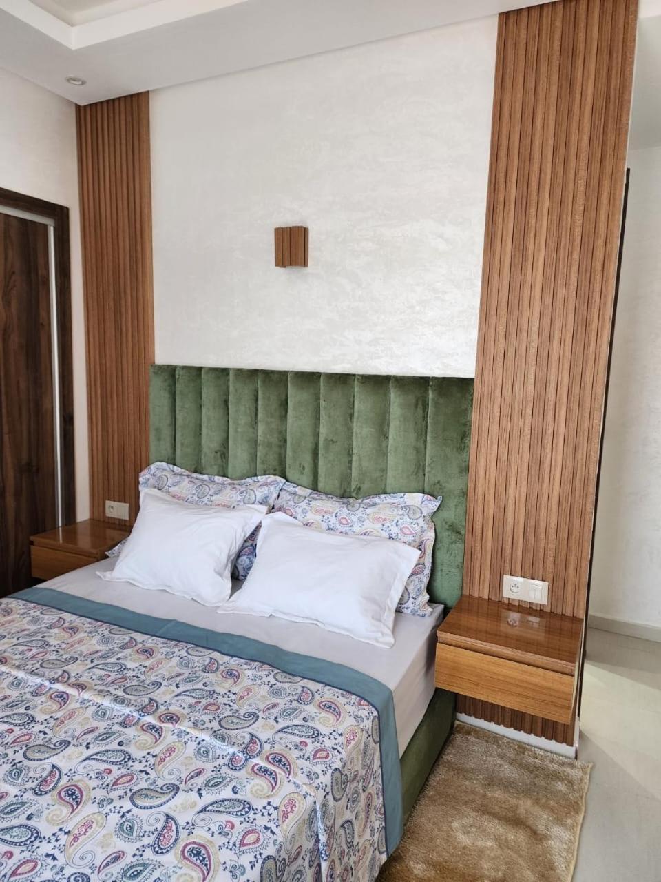 Sahill Anza Apartment *