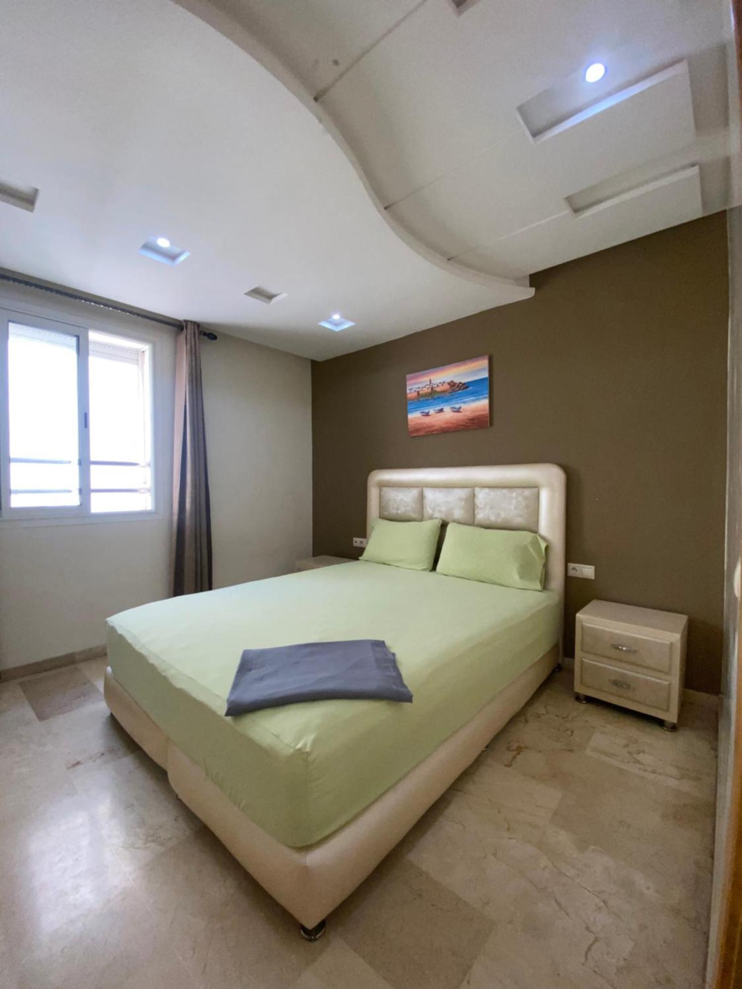 Centre Avec Piscine Apartment *