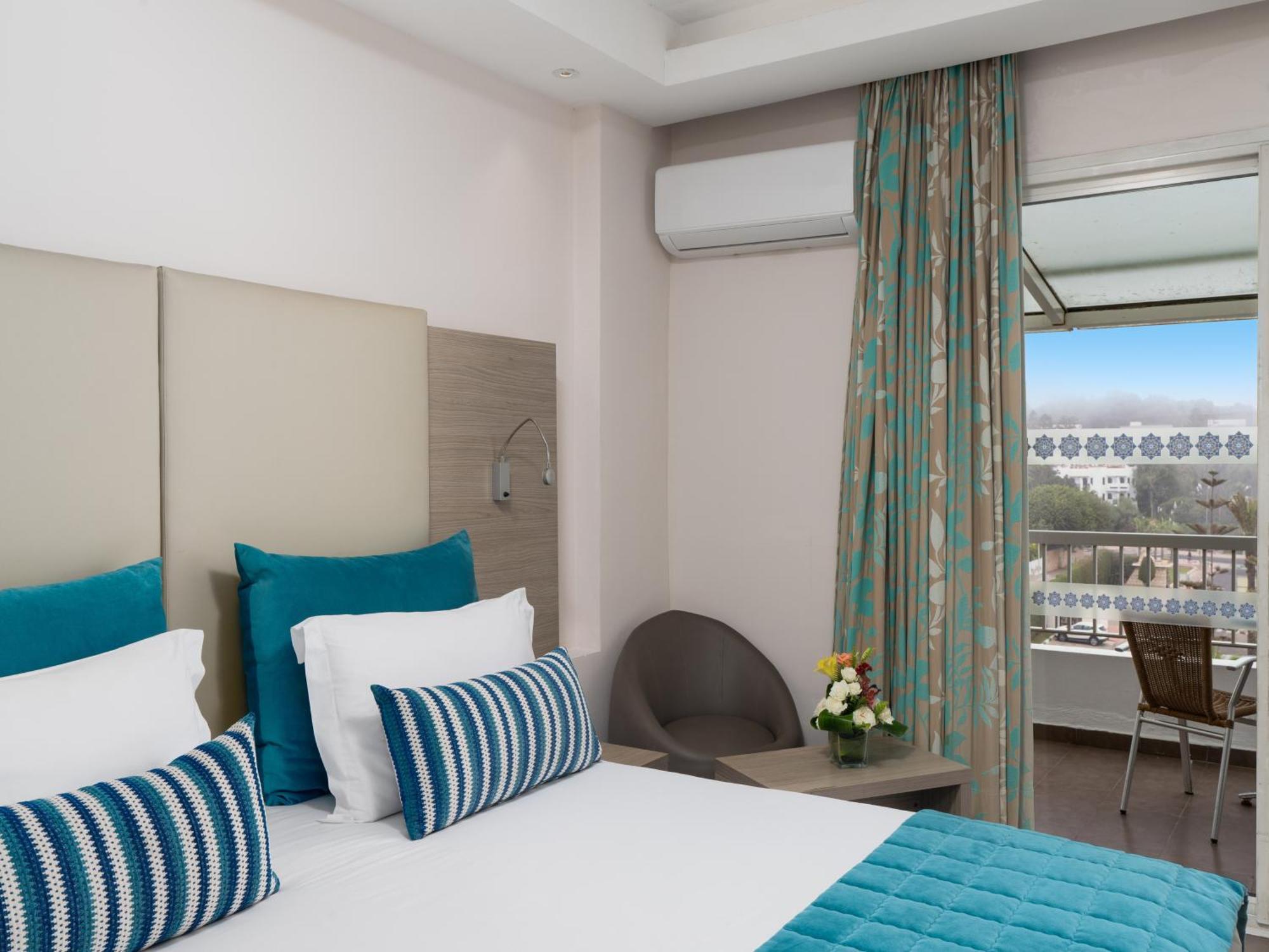 Hotel Amadil Ocean Club 4*