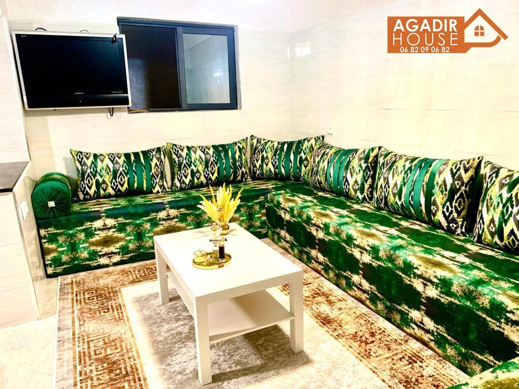 هادئ وفي جانب شاطئ Appartement Agadir