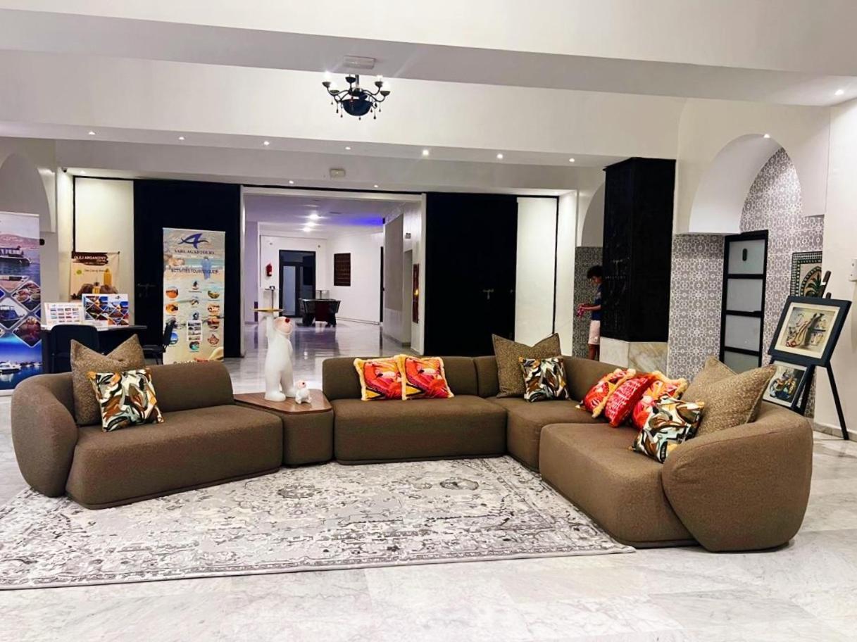 Hotel Oasis & Agadir
