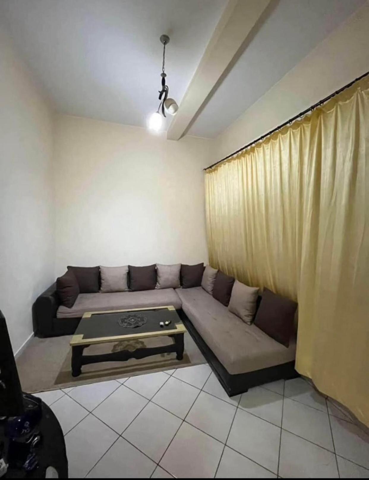 Apartment Studio Rez-de-chaussee Climatisee Au Centre Avec Wifi 5g Et Smart Tv Agadir