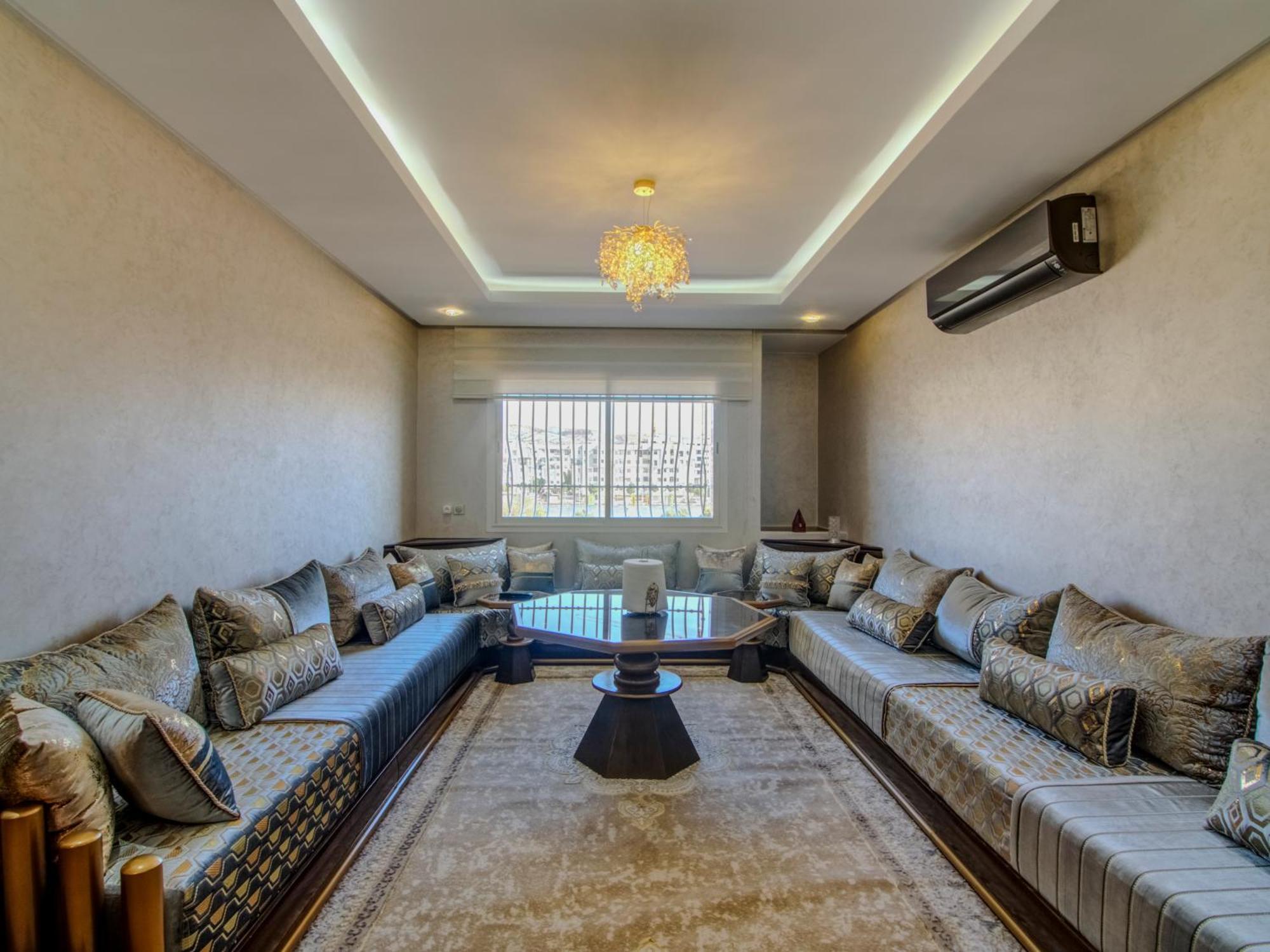 Luxe House