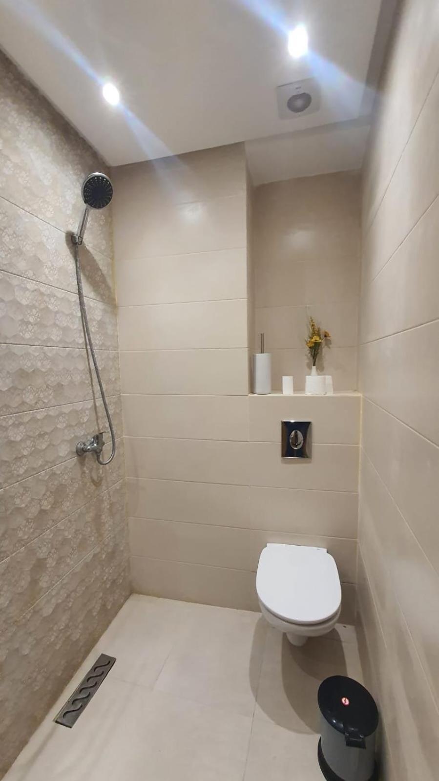 Entier Apartment *