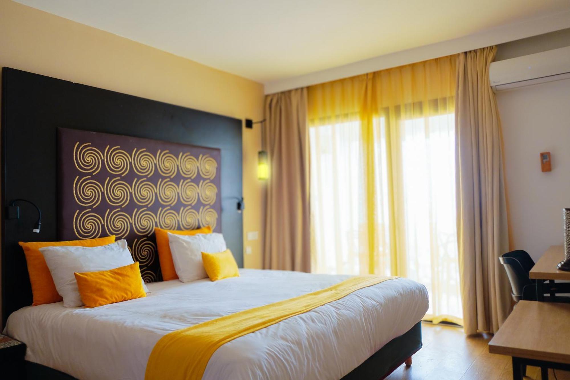 Hamilton Hotel