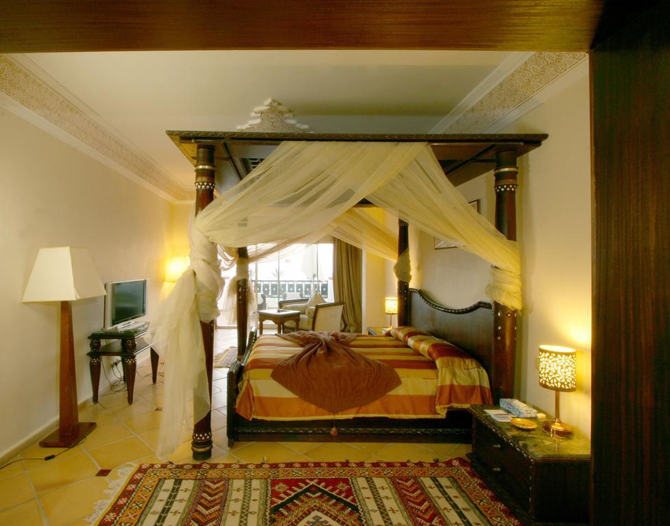 Palais Des Roses Hôtel&thalasso 4*