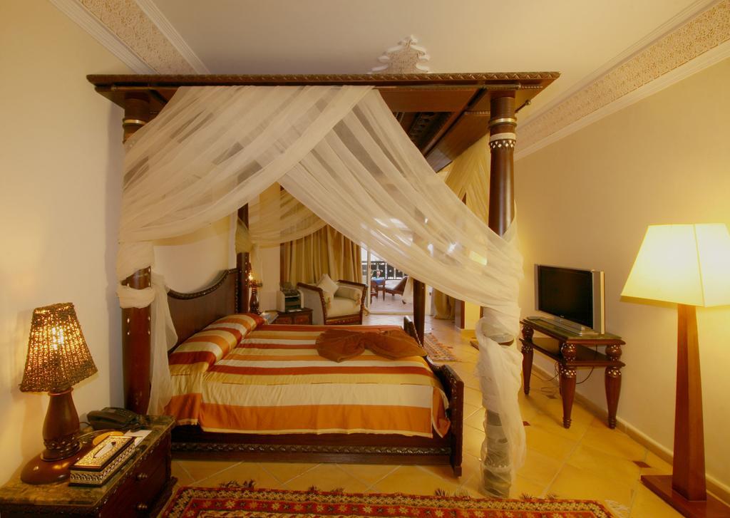 Palais Des Roses Hôtel&thalasso