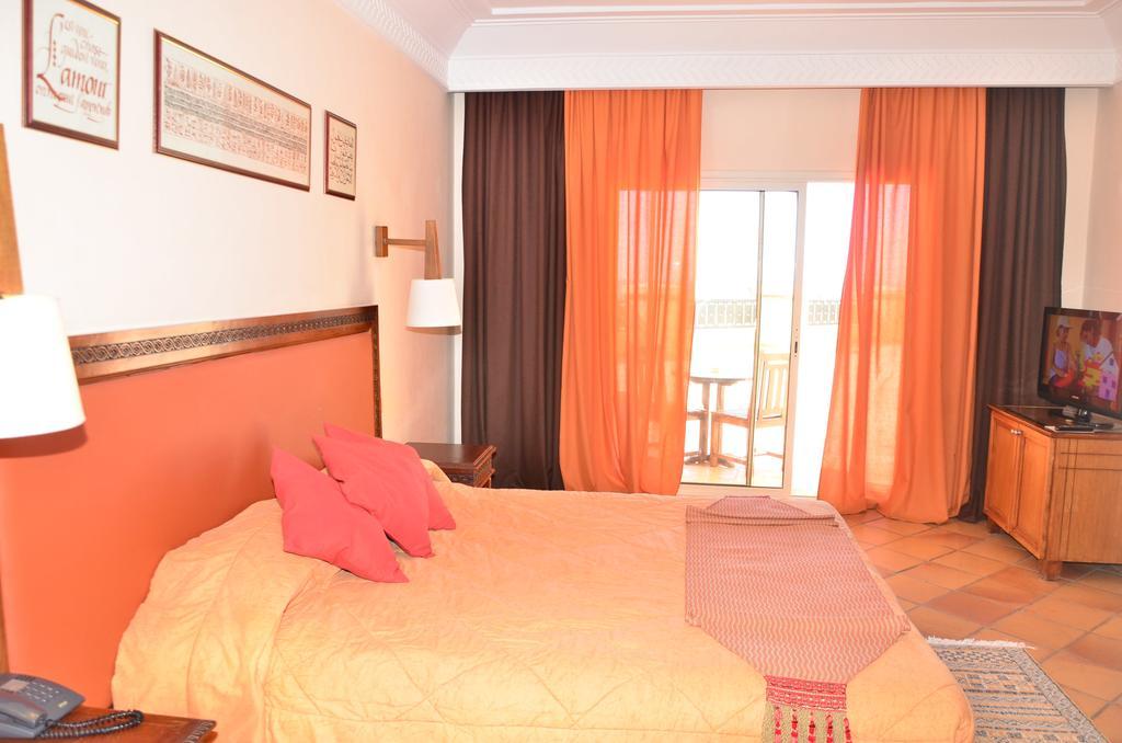Palais Des Roses Hôtel&thalasso Hotel 4*