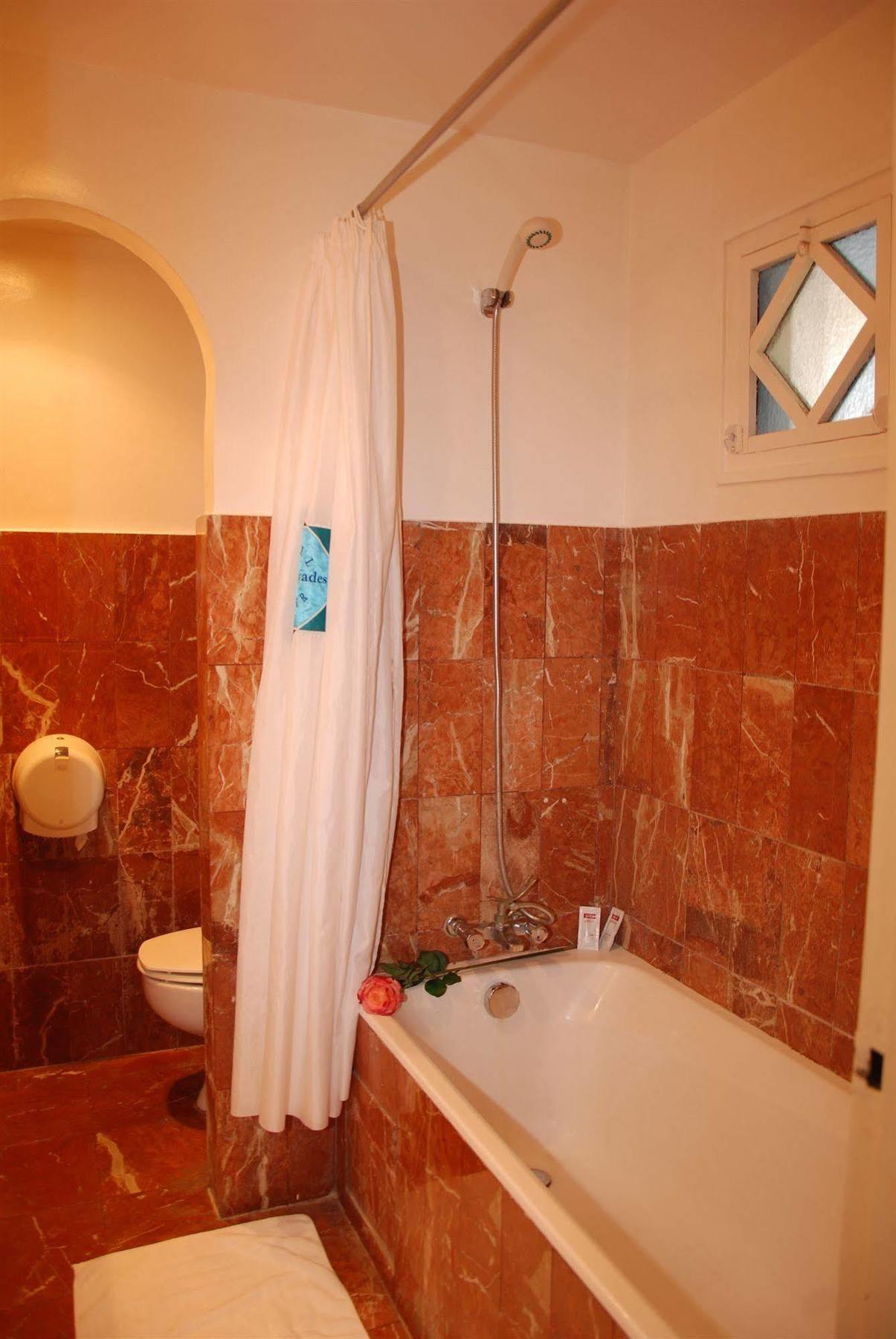 Hotel Les Omayades 2*