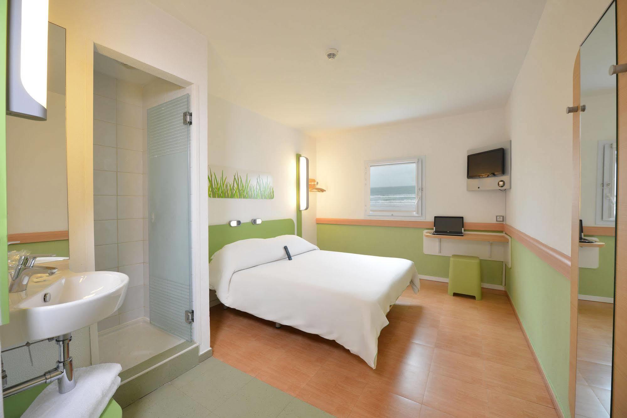 Mia Urban Hotel 3*