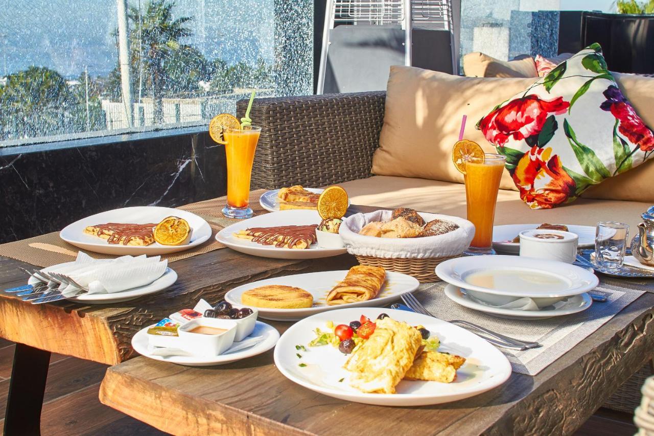 Hotel Mabrouk Hotel And Suites- Adult Only 4*